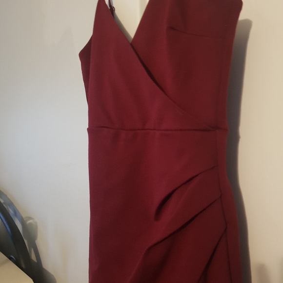 Lulu's Ruched Midi Slit Dress- WINE - Picture 4 of 4
